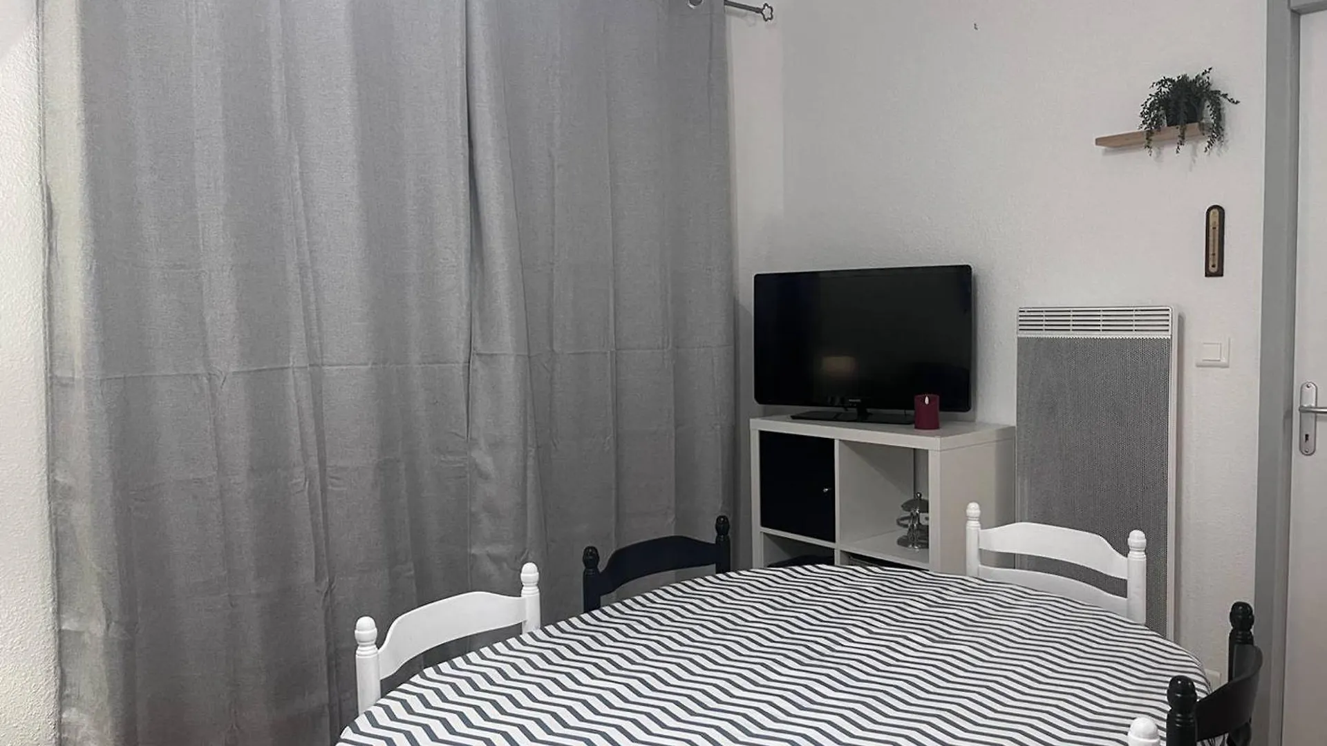 Apartamento Appartement Cosy A Cauterets Avec Terrasse Et Local A Ski - Fr-1-812-84